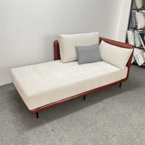 Lounge Chaise with Metal Foot